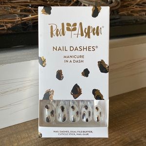 Leaping Snow Leopards Leena